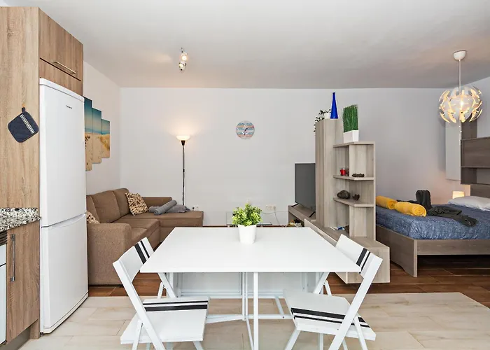 Modern House - Renovated & Cozy Daire